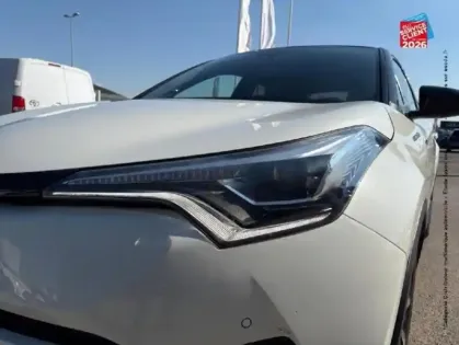 Photo 12 Toyota C-HR  122h Graphic 2WD E-CVT