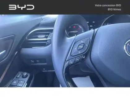 Photo 11 Toyota C-HR  1.8 Hybride 122ch Design Ultimate E-CVT