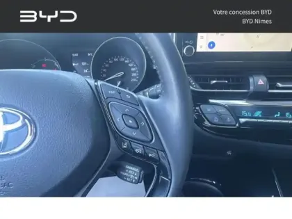 Photo 12 Toyota C-HR  1.8 Hybride 122ch Design Ultimate E-CVT