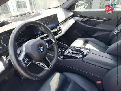 Photo 14 BMW Serie 5 Série 5 520dA 197ch M Sport xDrive