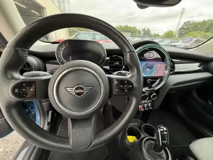 Photo 22 Mini Mini  Cooper 136ch Edition Premium Plus BVA7