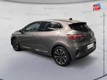 Photo 7 Renault Clio  1.6 E-Tech 145ch full hybrid Techno - 24