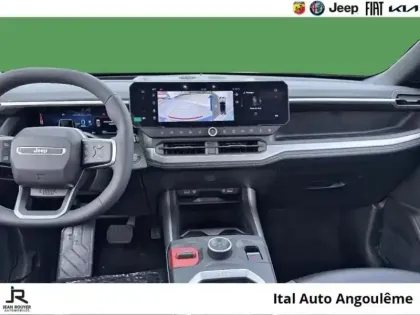 Photo 7 Jeep Compass  1.6 Turbo T4 225ch e-Hybrid Plug-in Summit BVR7