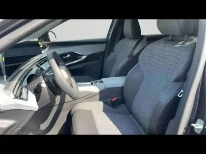 Photo 10 Peugeot 3008  1.2 Hybrid 145ch Allure e-DCS6