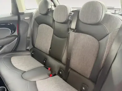 Photo 12 Mini Mini  5 Portes Cooper 136ch Edition Premium Plus BVA7