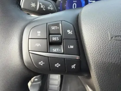 Photo 14 Ford Kuga  2.5 Duratec 190 ch FHEV E85 Titanium BVA