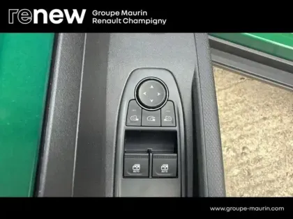 Photo 12 Renault Twingo  E-Tech Electrique 80ch 27,5kWh Techno autonomie urbaine