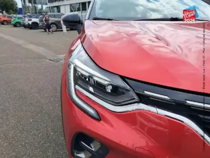 Photo 12 Renault Captur  1.6 E-Tech hybride 145ch Techno