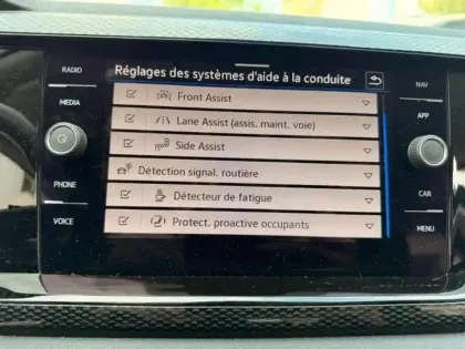 Photo 14 Volkswagen Taigo  1.0 TSI 110ch Life Plus DSG7