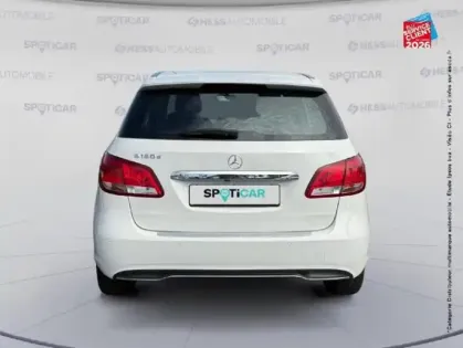 Photo 6 Mercedes Classe B  180 d 109ch Inspiration 7G-DCT