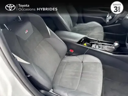 Photo 5 Toyota C-HR  122h GR-Sport 2WD E-CVT MY22