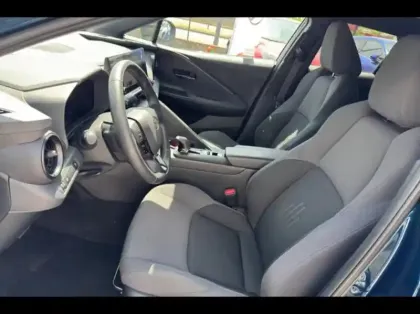 Photo 9 Toyota C-HR  Design RAC NG Hybride 200 2WD