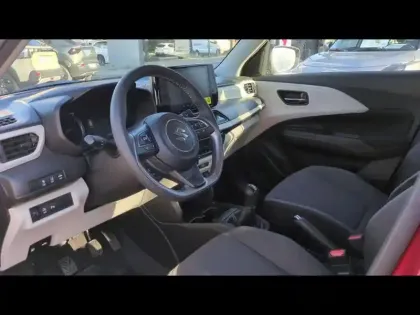 Photo 13 Suzuki Swift  1.2 Hybrid 83ch Privilège