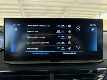 Photo 13 Peugeot 5008 II PureTech 130 S&S GT