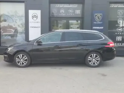 Photo 19 Peugeot 308 II Puretech 130 S&S EAT8 Allure Busin