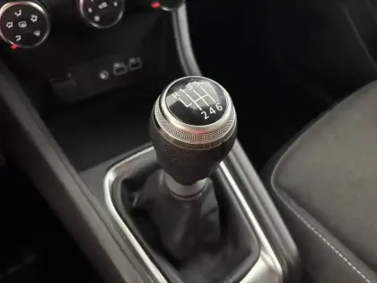 Photo 12 Renault Captur  TCe 90