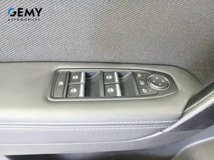 Photo 31 Renault Symbioz  E-Tech full hybrid 145