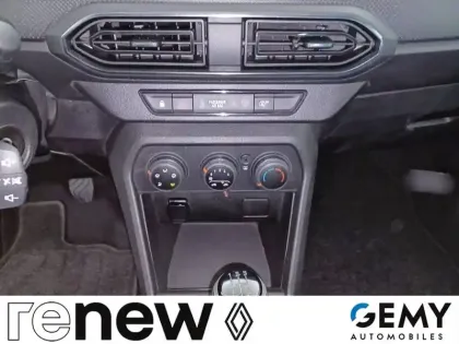 Photo 28 Dacia Sandero  SCe 65