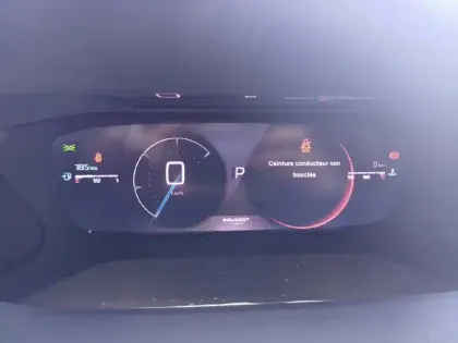 Photo 9 Peugeot 2008  Hybrid 145 e-DCS6