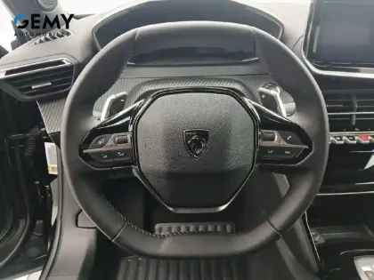 Photo 12 Peugeot 2008  Hybrid 145 e-DCS6