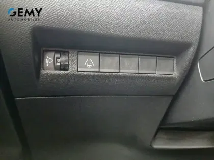 Photo 20 Peugeot 2008  Hybrid 145 e-DCS6