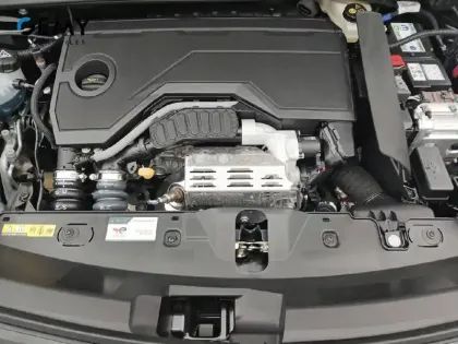 Photo 11 Peugeot 2008  Hybrid 145 e-DCS6