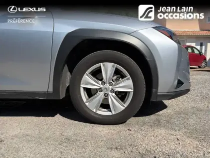 Photo 8 Lexus UX  250h 2WD