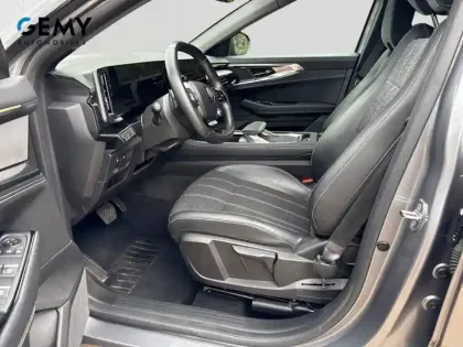 Photo 8 Renault Austral  mild hybrid 160 auto
