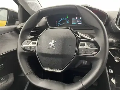 Photo 28 Peugeot 208  Electrique 50 kWh 136ch
