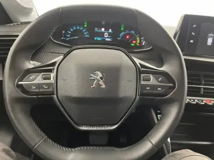 Photo 22 Peugeot 208  Electrique 50 kWh 136ch