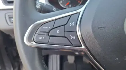 Photo 23 Renault Captur  TCe 90