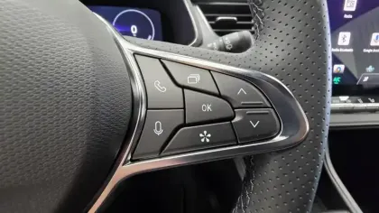 Photo 19 Renault Captur  E-Tech full hybrid 160 ch
