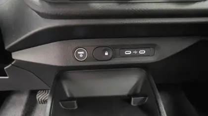 Photo 38 Renault Twingo  E-Tech Electrique 80 ch autonomie urbaine