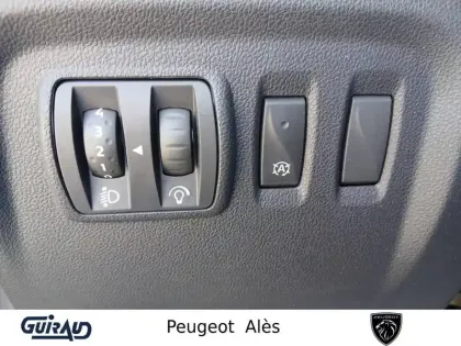 Photo 13 Renault Captur  TCe 90 E6C