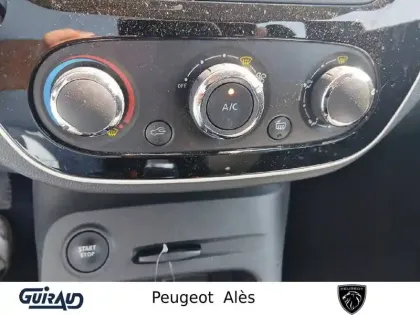 Photo 19 Renault Captur  TCe 90 E6C