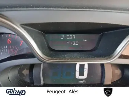 Photo 22 Renault Captur  TCe 90 E6C