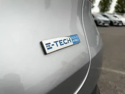 Photo 25 Renault Captur  E-Tech Plug-in 160