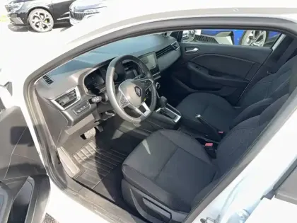 Photo 64 Renault Clio  E-Tech full hybrid 145
