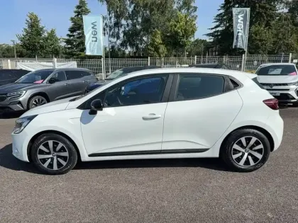 Photo 44 Renault Clio  E-Tech full hybrid 145