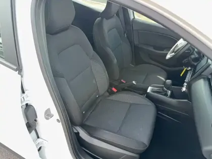 Photo 55 Renault Clio  E-Tech full hybrid 145