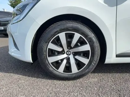 Photo 58 Renault Clio  E-Tech full hybrid 145