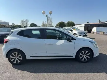 Photo 48 Renault Clio  E-Tech full hybrid 145
