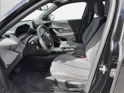 Photo 10 Peugeot 2008  Hybrid 145 e-DCS6