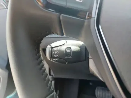 Photo 19 Peugeot 2008  Hybrid 110 e-DCS6