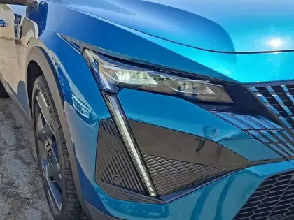 Photo 15 Peugeot 408  PHEV 225 e-EAT8