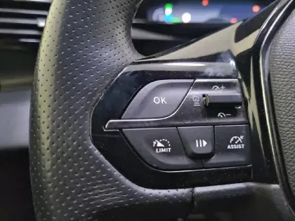 Photo 49 Peugeot 408  PHEV 225 e-EAT8