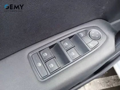 Photo 11 Renault Captur  TCe 100 GPL