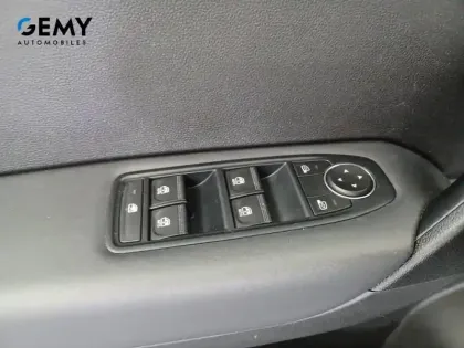 Photo 36 Renault Captur  TCe 100 GPL
