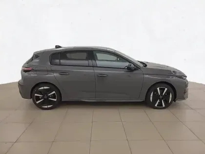 Photo 25 Peugeot 308  Electrique 55 kWh 156ch