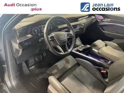 Photo 10 Audi E-tron Q8  55 408 ch 114 kWh Quattro